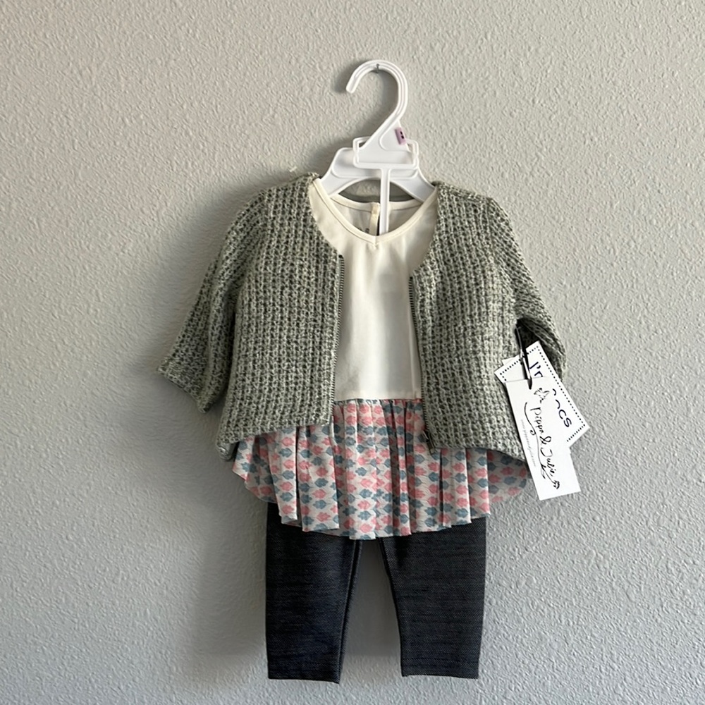 NWT baby girl outfit size 9m